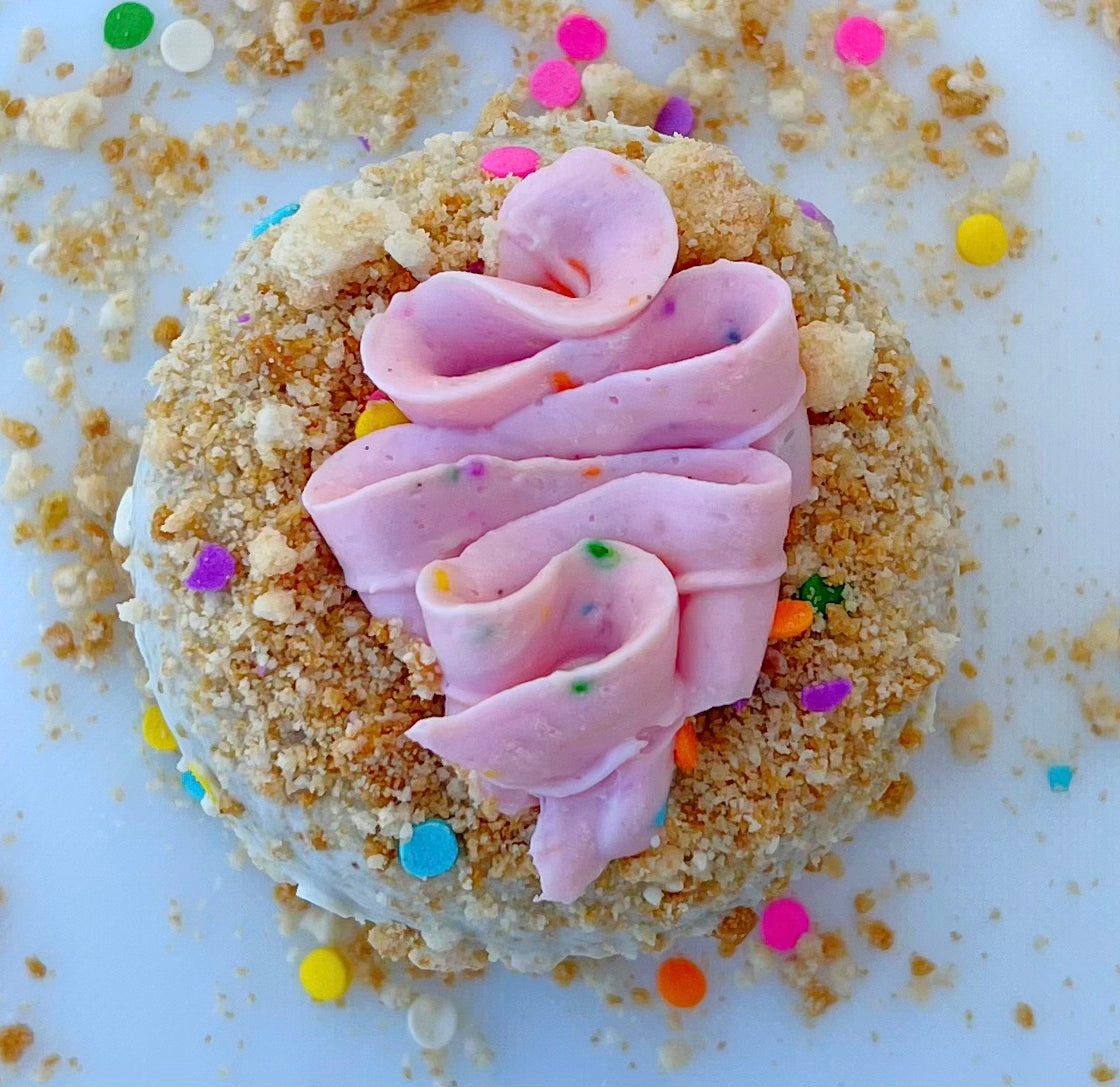 1 Sugar cookie protein donut